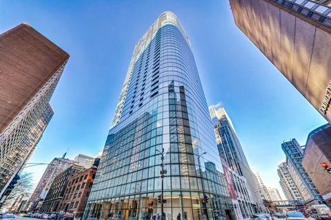 Photo of 600 N FAIRBANKS Court #2803, Chicago, IL 60611 (MLS # 12604543)