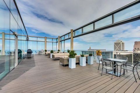 Tiny photo for 600 N FAIRBANKS Court #2803, Chicago, IL 60611 (MLS # 12604543)