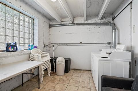 Tiny photo for 2620 W Catalpa Avenue #1A, Chicago, IL 60625 (MLS # 12492470)