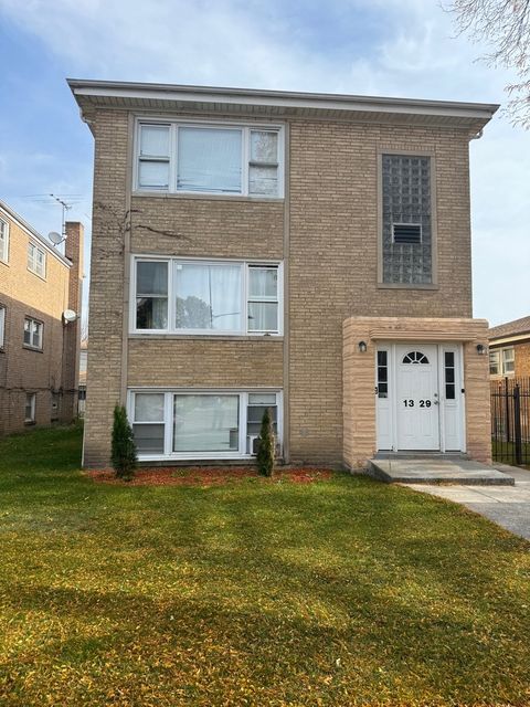 1329 N Latrobe Avenue Chicago IL 60651