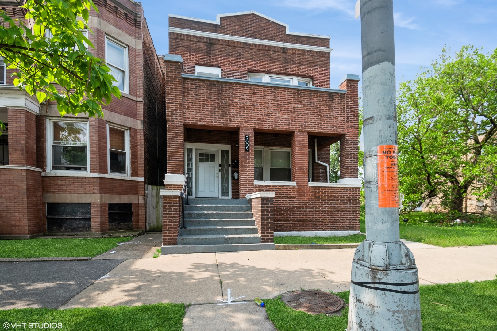 2009 W Garfield Boulevard