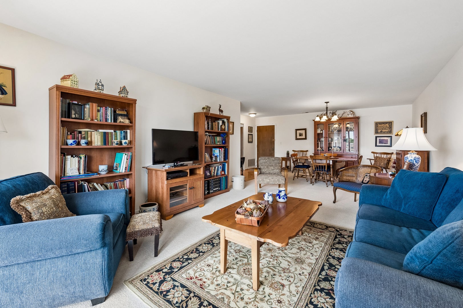 5200 Oakton Street 408