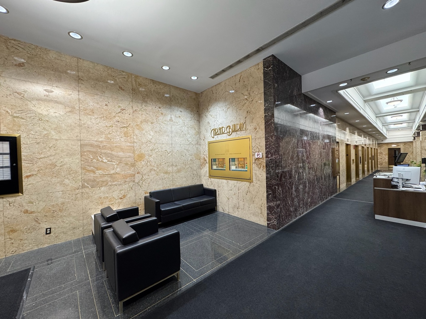 111 N Wabash Avenue 1105