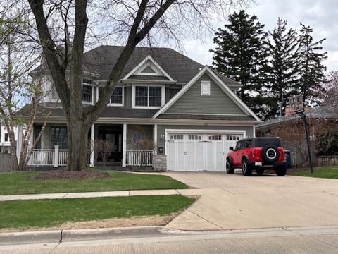 143 W CHICAGO Avenue Clarendon Hills IL 60514