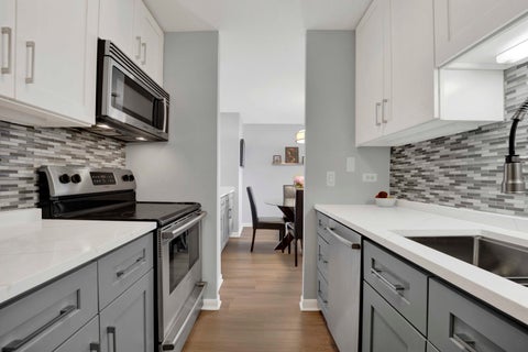 Tiny photo for 2740 N Pine Grove Avenue #9B, Chicago, IL 60614 (MLS # 12680823)