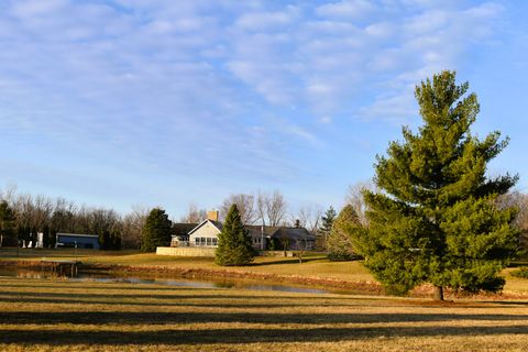 Tiny photo for 17539 E 2600 North Road, Lexington, IL 61753 (MLS # 12585690)