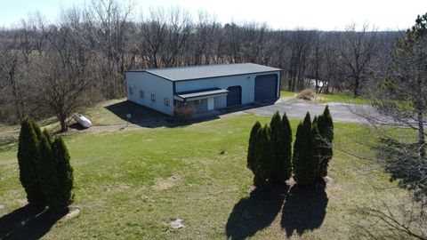 Tiny photo for 17539 E 2600 North Road, Lexington, IL 61753 (MLS # 12585690)