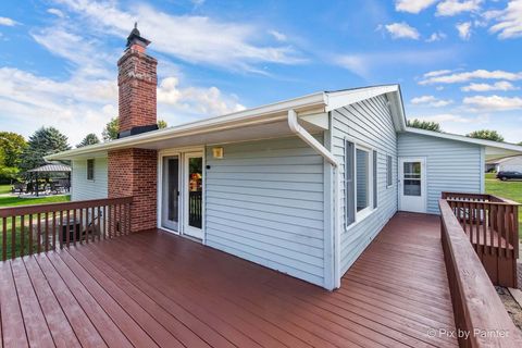 Tiny photo for 1084 HOLIDAY Drive, Lake Holiday, IL 60548 (MLS # 12494333)