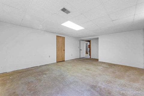 Tiny photo for 1084 HOLIDAY Drive, Lake Holiday, IL 60548 (MLS # 12494333)