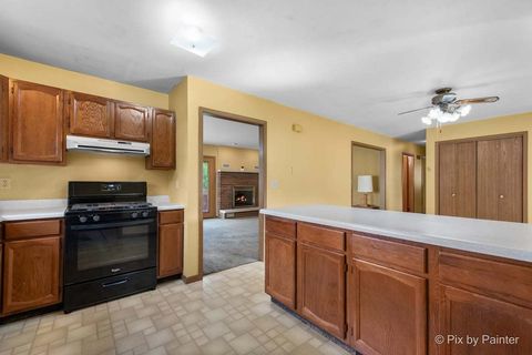 Tiny photo for 1084 HOLIDAY Drive, Lake Holiday, IL 60548 (MLS # 12494333)