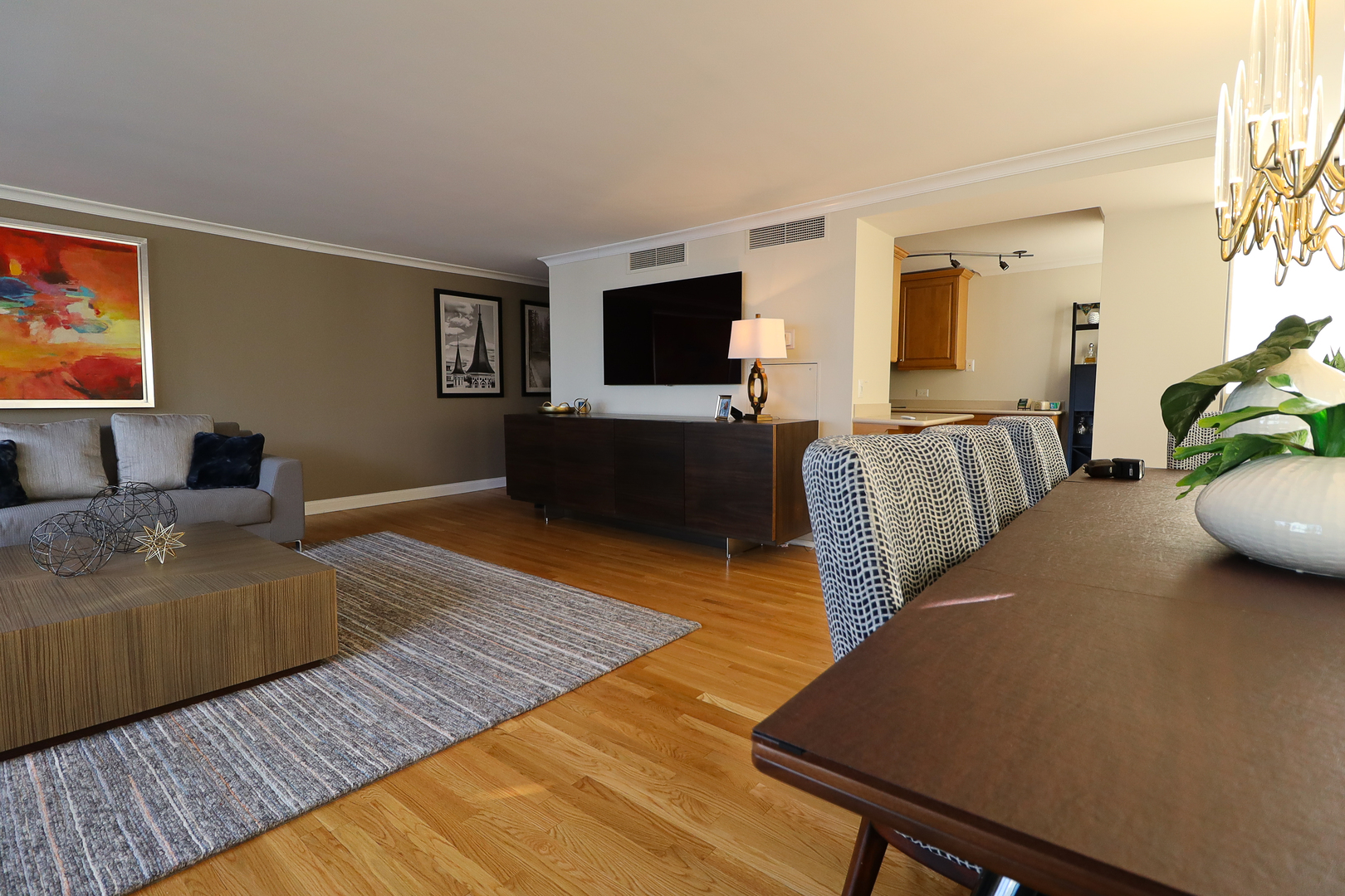 360 E Randolph Street 2205