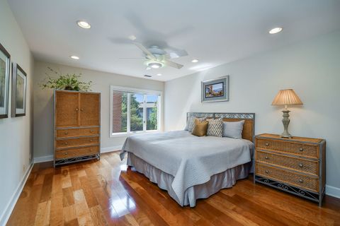 Tiny photo for 5 Oak Brook Club Drive #N305, Oak Brook, IL 60523 (MLS # 12424325)