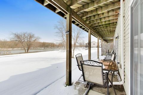 Tiny photo for 1715 W River Street #1715, Dixon, IL 61021 (MLS # 12584539)