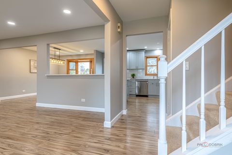 Tiny photo for 5195 Castaway Lane, Hoffman Estates, IL 60010 (MLS # 12608681)