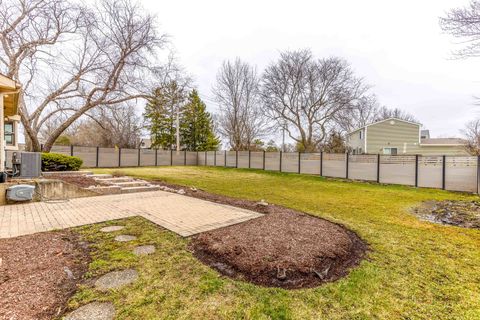 Tiny photo for 5195 Castaway Lane, Hoffman Estates, IL 60010 (MLS # 12608681)
