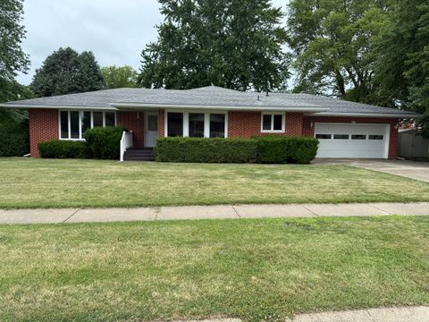 Photo of 227 S 6th Street, Hennepin, IL 61327 (MLS # 12406067)