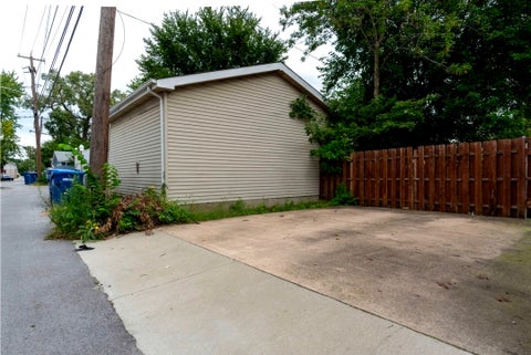 Tiny photo for 12424 MAPLE Avenue, Blue Island, IL 60406 (MLS # 12775981)