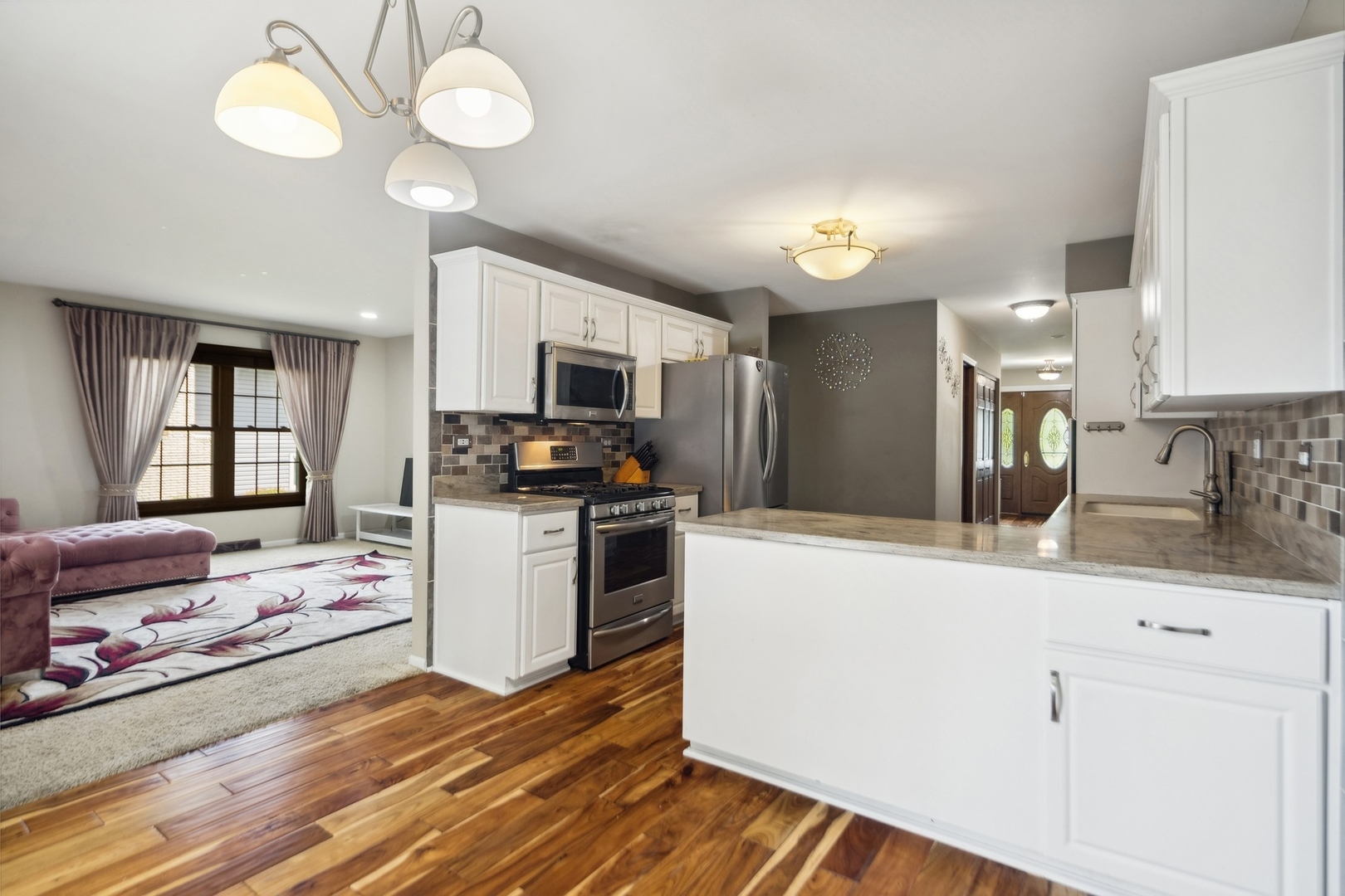 Plainfield, Illinois 60544, United States, 4 Bedrooms Bedrooms, ,4 BathroomsBathrooms,Residential,Active,208447