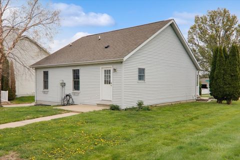 Tiny photo for 1401 River Landing, Normal, IL 61761 (MLS # 12610142)