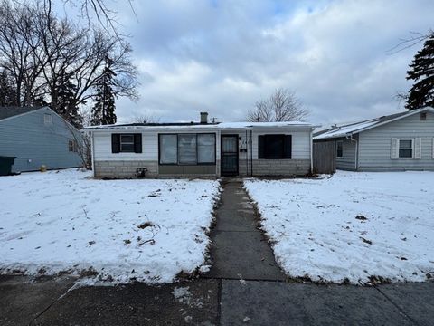 Photo of 2404 Crescent Drive, Hazel Crest, IL 60429 (MLS # 12562319)