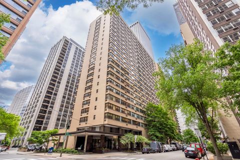 Photo of 850 N Dewitt Place #9AC, Chicago, IL 60611 (MLS # 12658006)