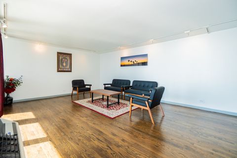 Tiny photo for 6145 N Sheridan Road #14D, Chicago, IL 60660 (MLS # 12448817)