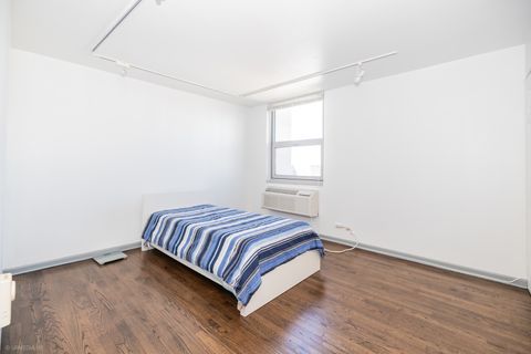 Tiny photo for 6145 N Sheridan Road #14D, Chicago, IL 60660 (MLS # 12448817)