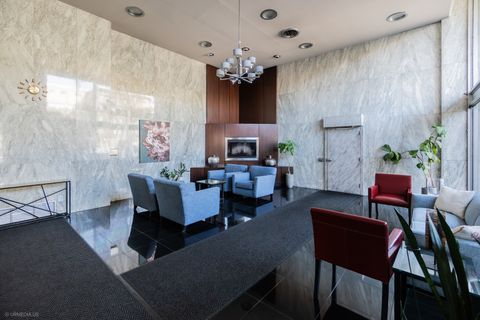 Tiny photo for 6145 N Sheridan Road #14D, Chicago, IL 60660 (MLS # 12448817)