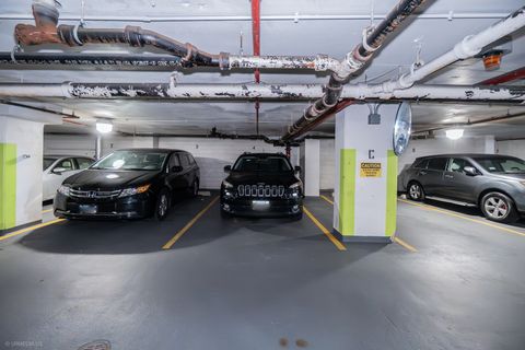 Tiny photo for 6145 N Sheridan Road #14D, Chicago, IL 60660 (MLS # 12448817)