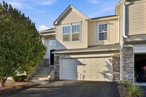 Tiny photo for 24916 W Gates Lane #24916, Plainfield, IL 60585 (MLS # 12788106)