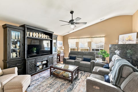 Tiny photo for 24916 W Gates Lane #24916, Plainfield, IL 60585 (MLS # 12788106)