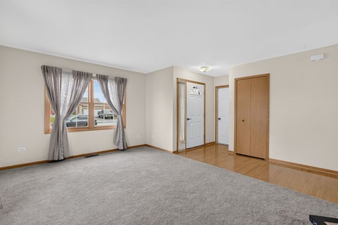 Tiny photo for 304 Thames Drive, Shorewood, IL 60404 (MLS # 12744513)