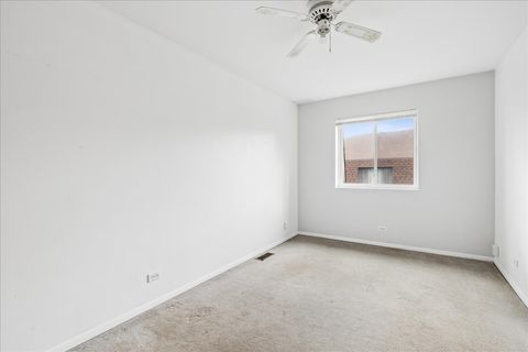 Tiny photo for 197 Uteg Street #207A, Crystal Lake, IL 60014 (MLS # 12648098)