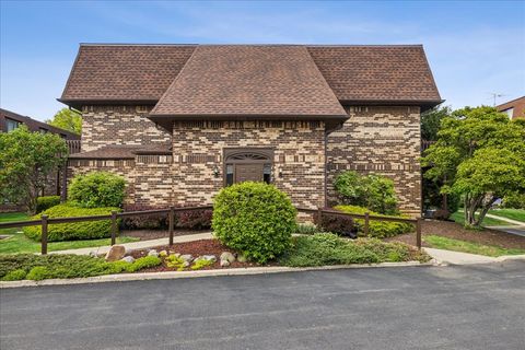 Tiny photo for 197 Uteg Street #207A, Crystal Lake, IL 60014 (MLS # 12648098)