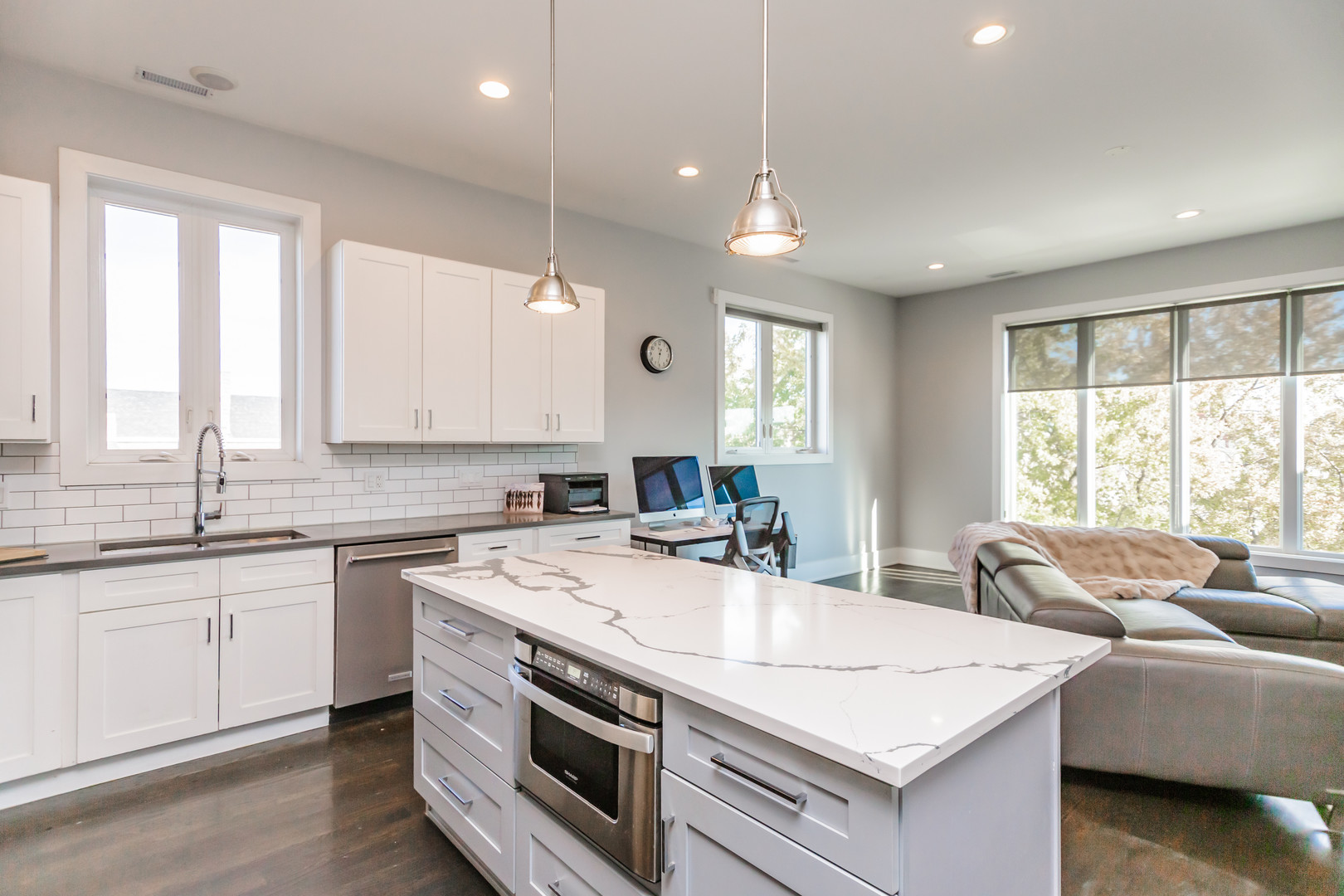 2018 S Loomis Street 3