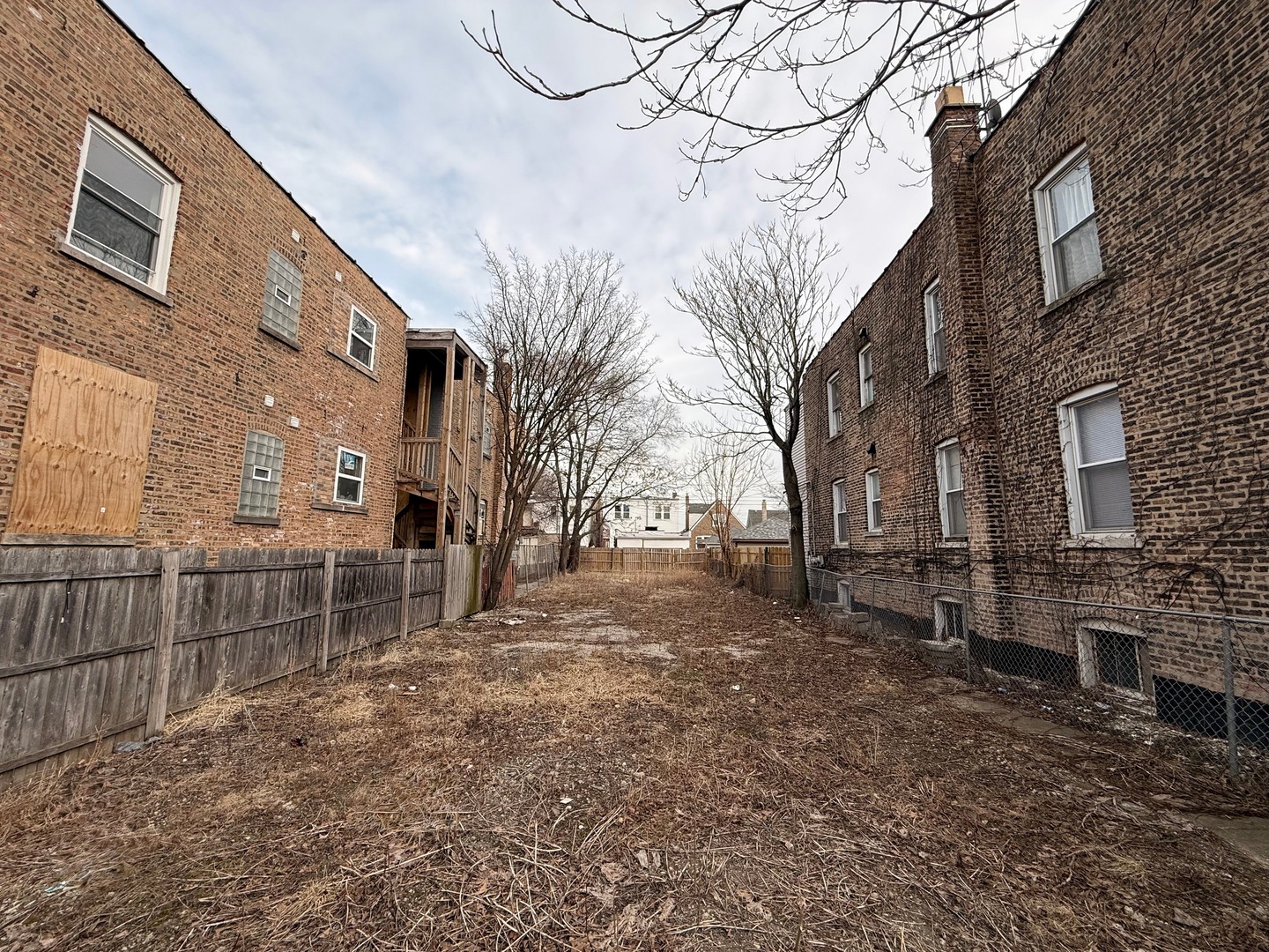 6105 S Richmond Street