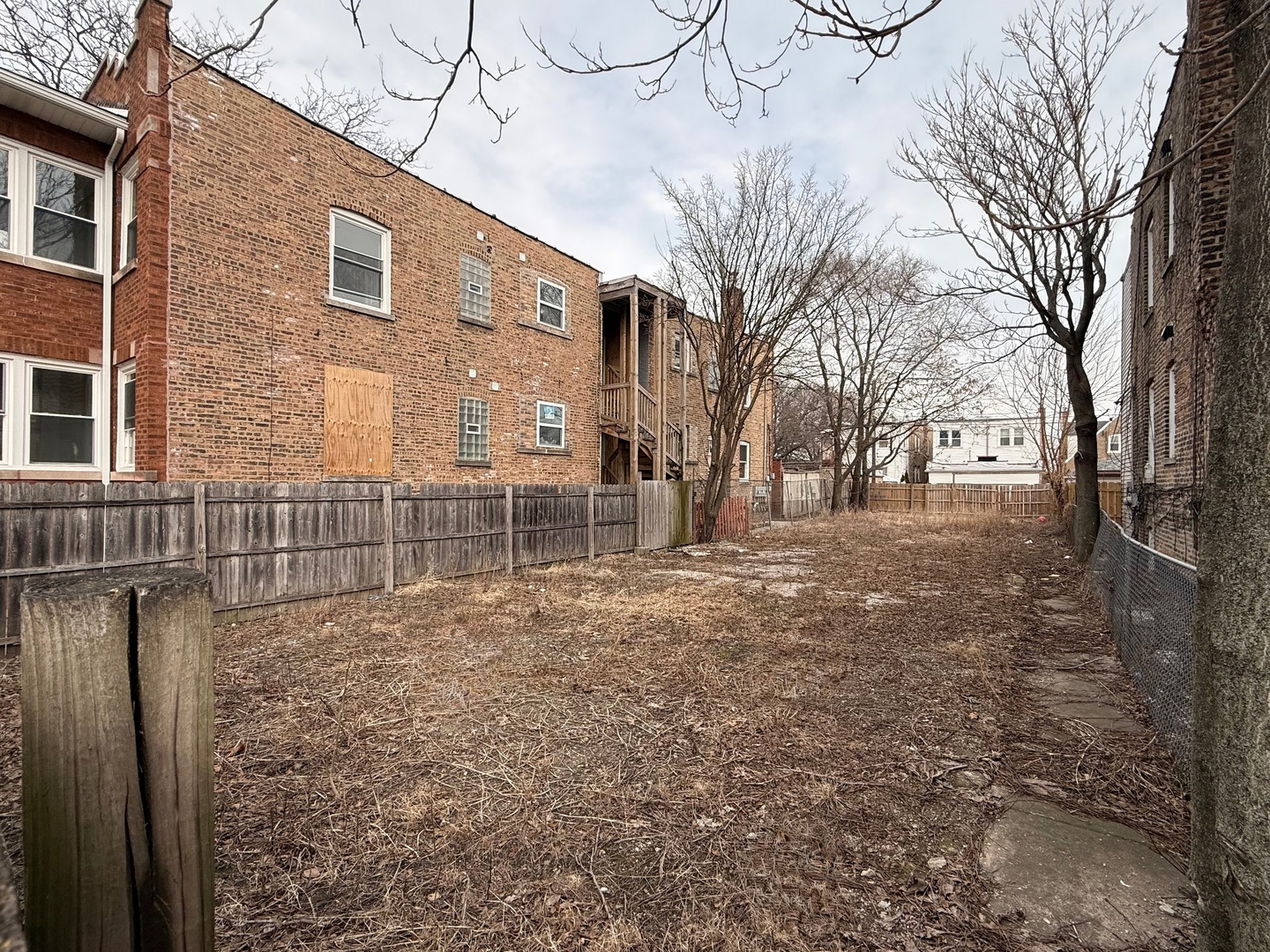 6105 S Richmond Street