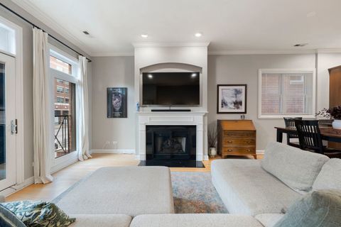 Tiny photo for 1134 W Fullerton Avenue #1, Chicago, IL 60614 (MLS # 12479597)