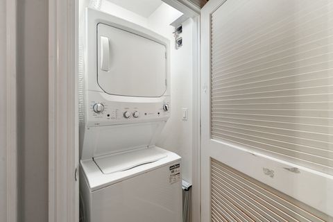 Tiny photo for 1134 W Fullerton Avenue #1, Chicago, IL 60614 (MLS # 12479597)
