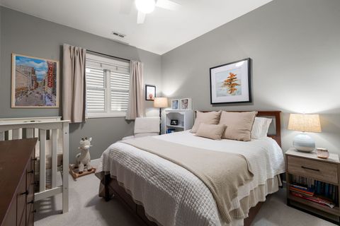 Tiny photo for 1134 W Fullerton Avenue #1, Chicago, IL 60614 (MLS # 12479597)