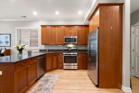 Tiny photo for 1134 W Fullerton Avenue #1, Chicago, IL 60614 (MLS # 12479597)