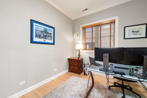 Tiny photo for 1134 W Fullerton Avenue #1, Chicago, IL 60614 (MLS # 12479597)