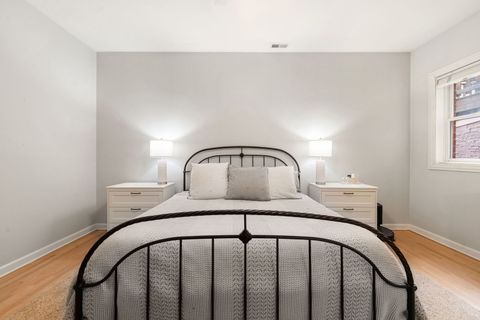 Tiny photo for 1134 W Fullerton Avenue #1, Chicago, IL 60614 (MLS # 12479597)