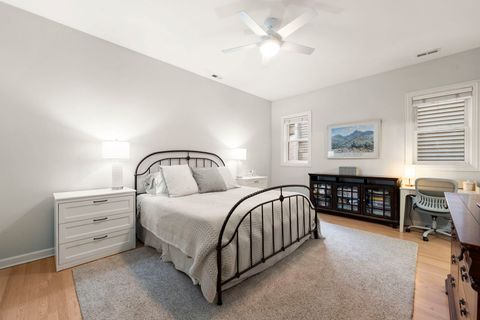 Tiny photo for 1134 W Fullerton Avenue #1, Chicago, IL 60614 (MLS # 12479597)