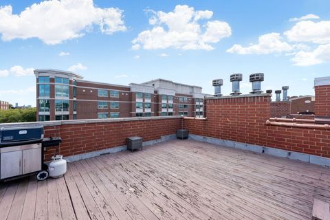 Tiny photo for 1134 W Fullerton Avenue #1, Chicago, IL 60614 (MLS # 12479597)
