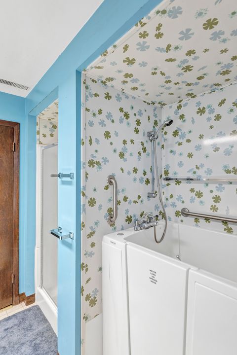 Tiny photo for 2202 Eastman Street, Rolling Meadows, IL 60008 (MLS # 12534272)