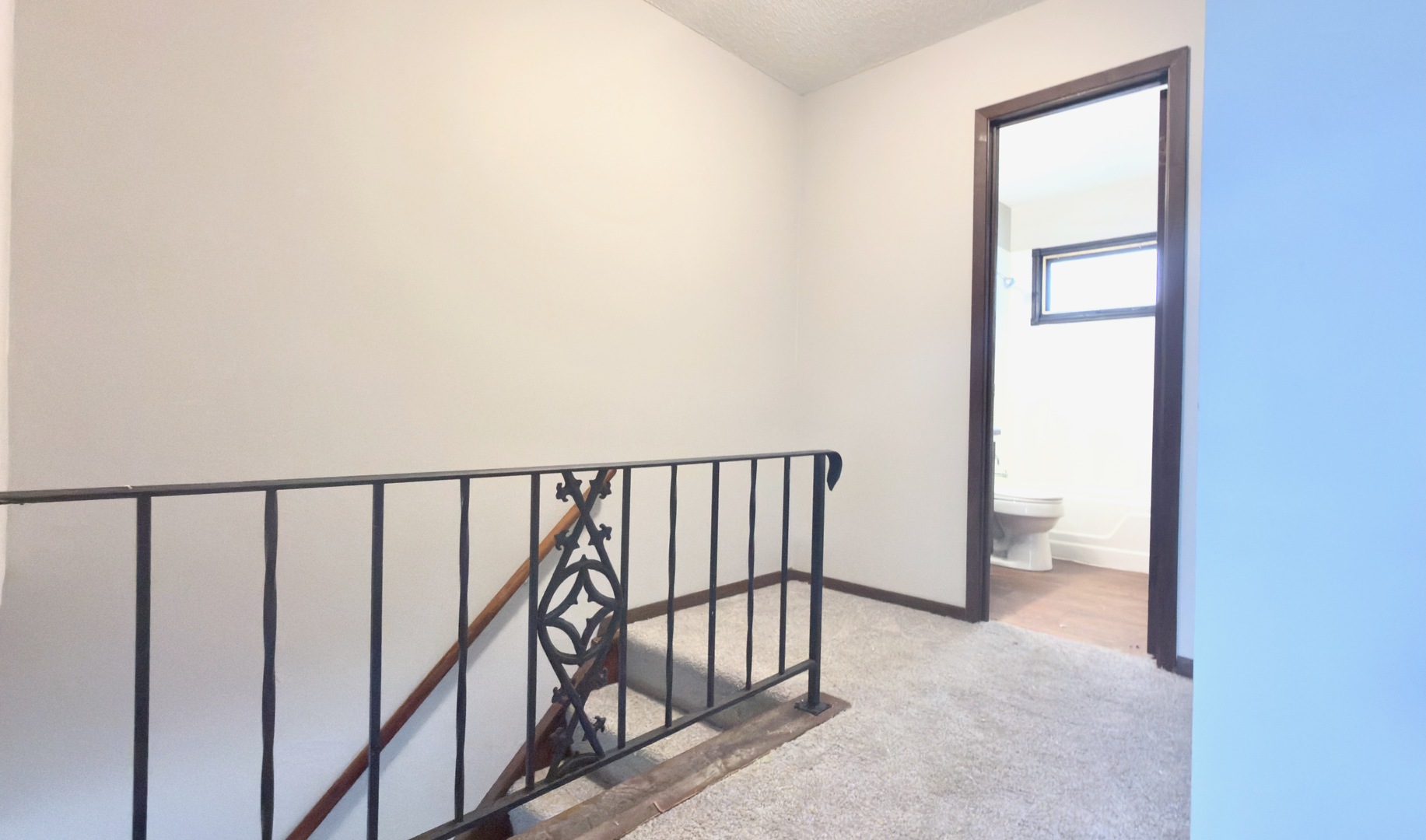 5326 N Division Street