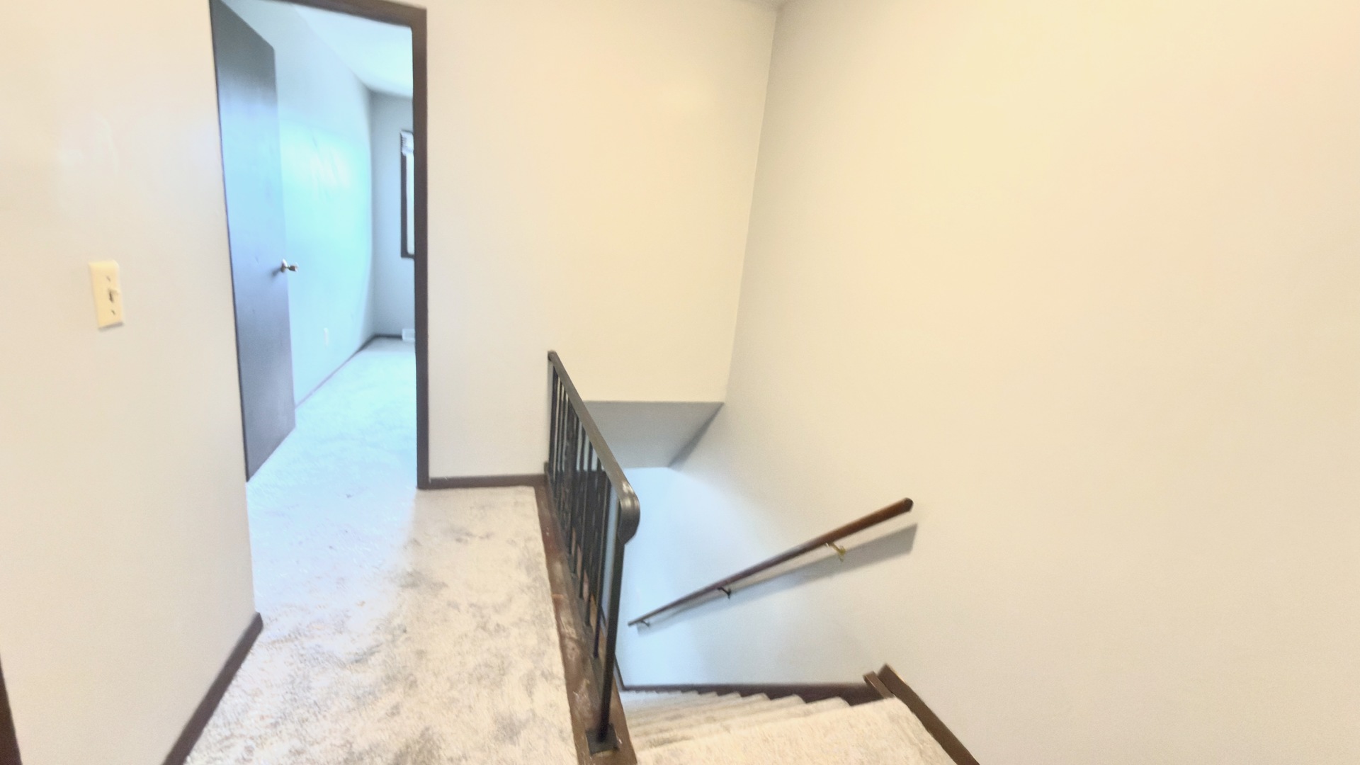 5326 N Division Street