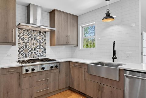 Tiny photo for 1673 Bloomingdale Road, Glendale Heights, IL 60139 (MLS # 12630983)