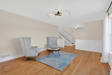 Tiny photo for 1673 Bloomingdale Road, Glendale Heights, IL 60139 (MLS # 12630983)